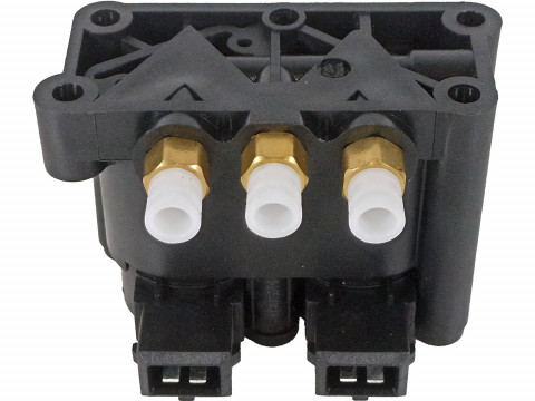 Блок клапанов пневмоподвески 7-Series E65, E66