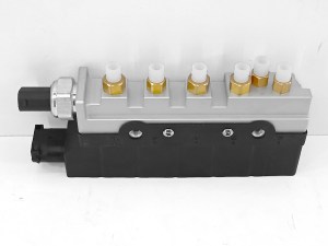 Блок клапанів пневмопідвіски Jaguar XJ X350 / X358 ATM C2C2241, 2W933B486AA, 2w935b696ae, HTIKF201500011, KASAA01040100011201, C2C35166, C2C2265, C2C22909, C2C9929