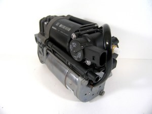 Компресор пневмопідвіски BMW 6 серії GT G32 Wabco