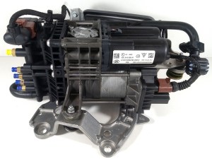 Компрессор пневмоподвески Porsche Macan 2024 оригинал 95C616005M, 95C907778F, 95C616005N, 95C616005B, 95C616005P, 95C616005Q