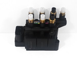 Блок клапанов пневмоподвески Porsche Panamera 971 971616056B, 971616056A, 971616013C, 971616056, 