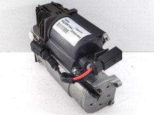 Компрессор пневмоподвески Dodge Ram 2500 68349607AA, 68239571AA, 68239571AB, 68142850AA, 68349607A, 68239571A, 68142850A, 4154039012, 4154033300