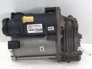 Компресор пневмопідвіски Land Rover Range Rover L322 AMK